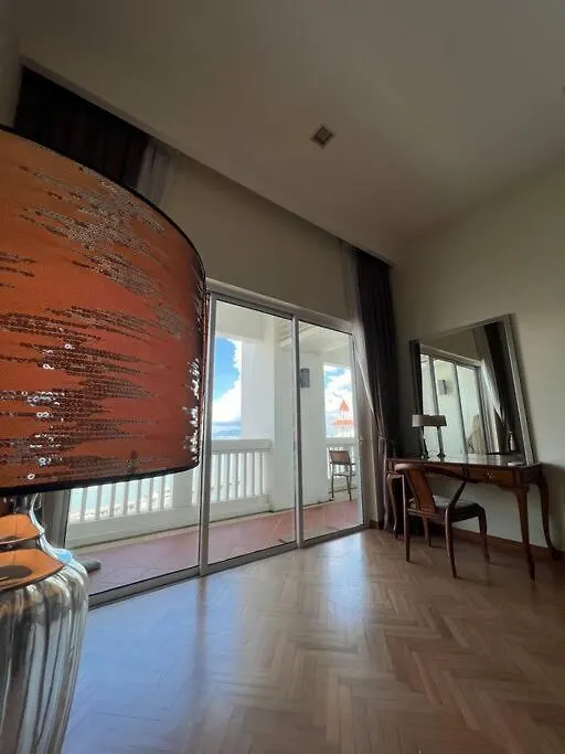 Апартаменты 2Bedroom Seaview @ Straits Quay Bagan Jermal Малайзия