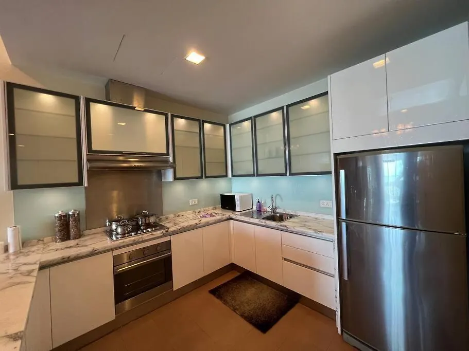 2Bedroom Seaview @ Straits Quay Bagan Jermal